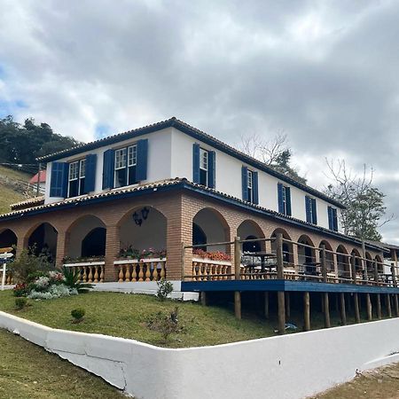 Fascinacao Cafe Hotel Cunha Eksteriør bilde