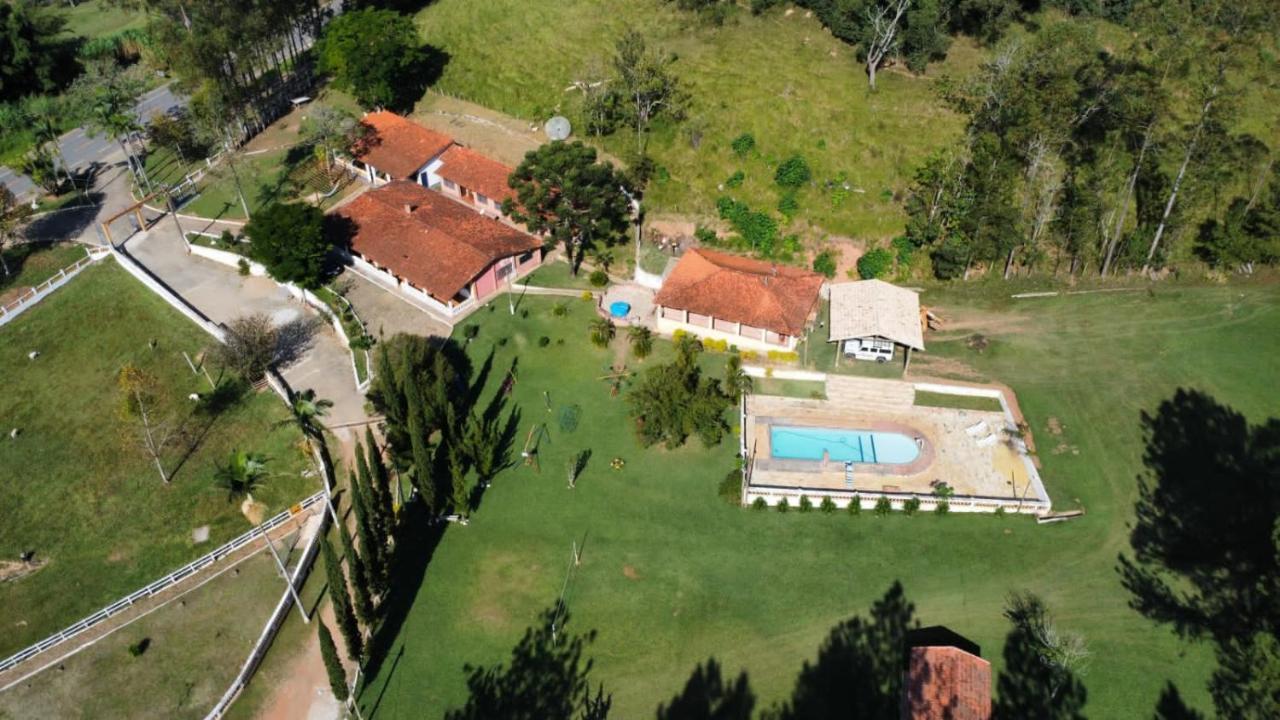 Fascinacao Cafe Hotel Cunha Eksteriør bilde
